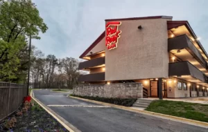 Lanham MD Hotel - Red Roof Inn Washington DC - Convenient & Event-Friendly